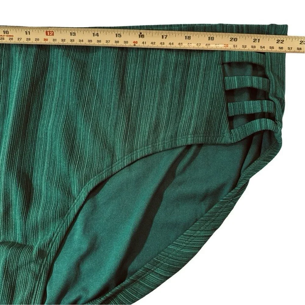 TIME & TRU Mid-Rise Bikini Swimsuit Bottoms 3X (24W-26W) Green Open Sides‎ NEW